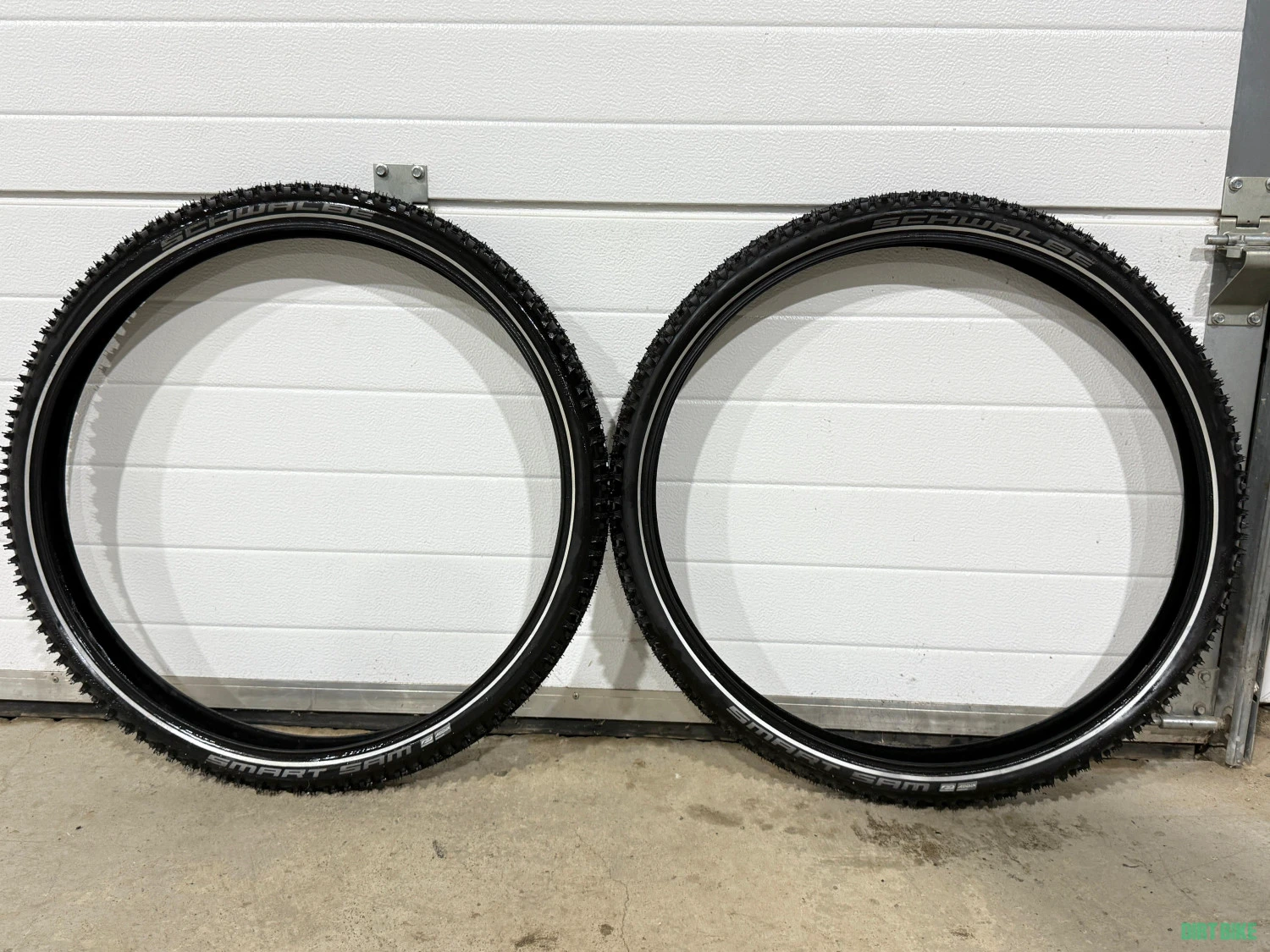 1. Set anvelope Schwalbe Smart Sam 27,5 x2.25