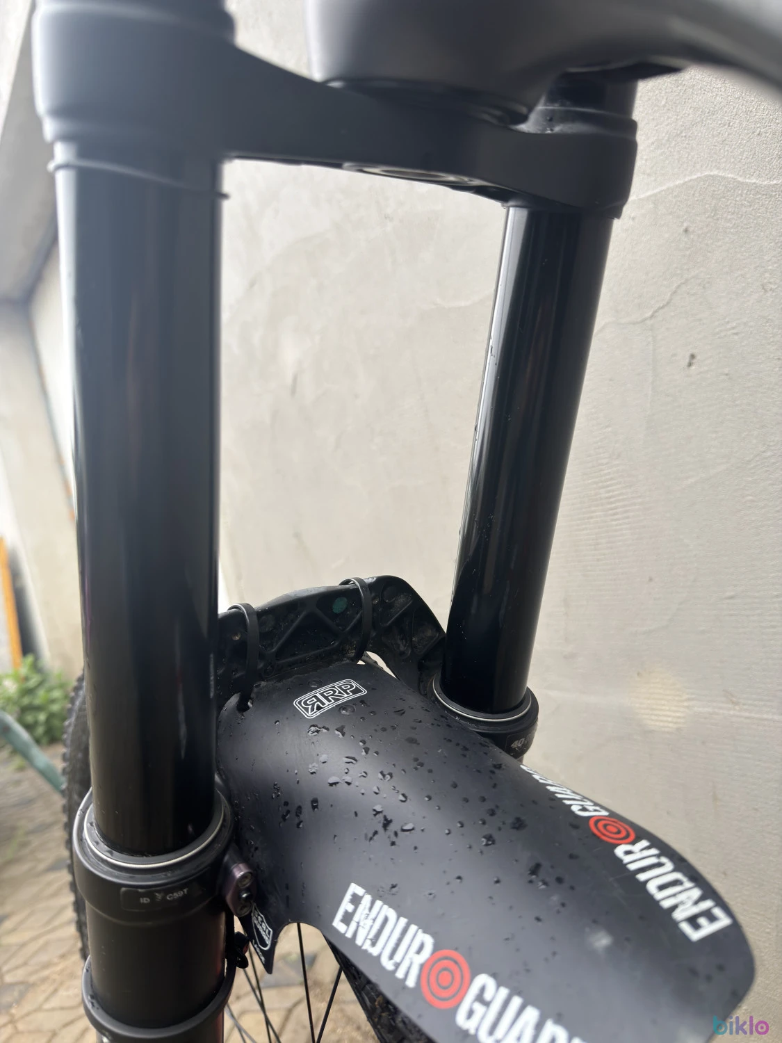 5. Bicicletă Downhill Giant Glory Advanced 1, L, echipare FOX