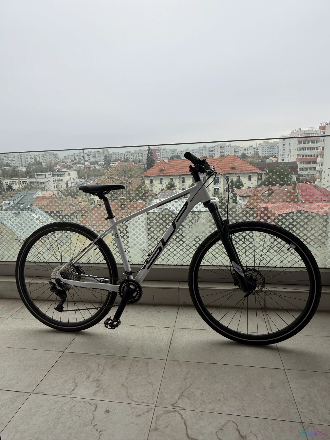 2. Bicicleta Superior XC 879, marimea M