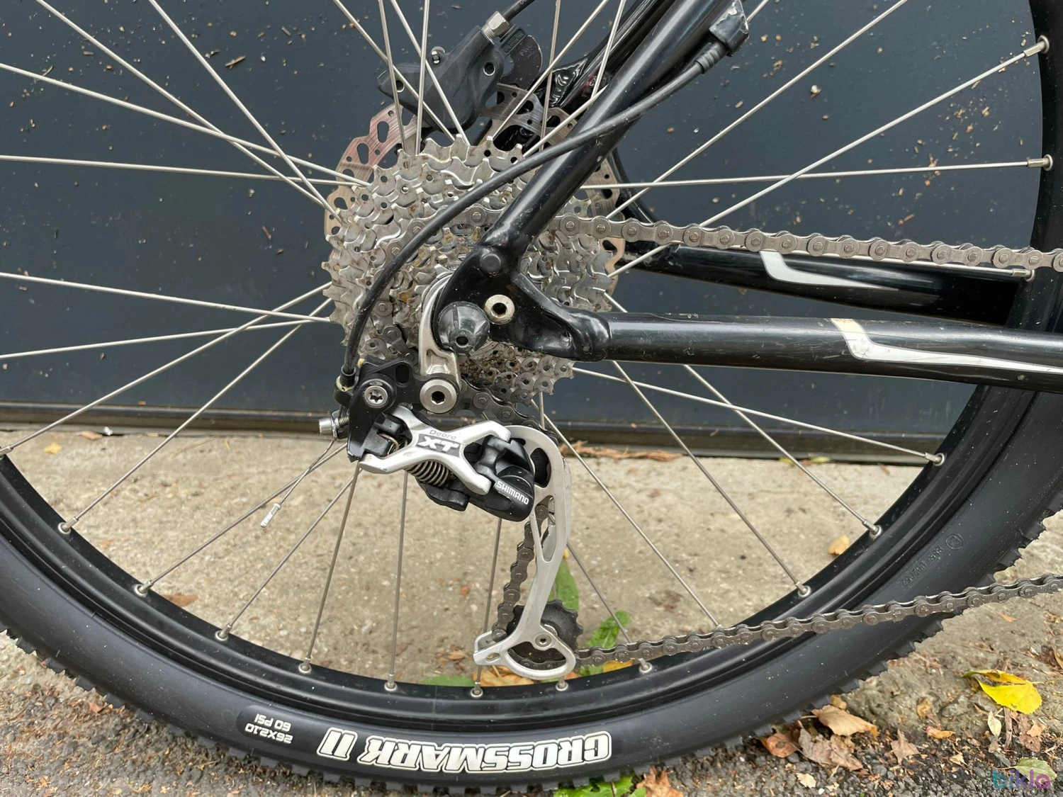 4. Specialized HardRock Sport Disc de 26”, mărime L