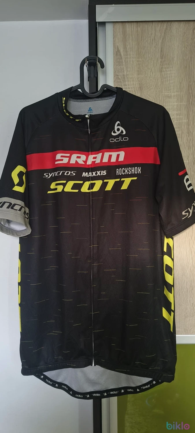 1. Tricou Odlo ,Scott