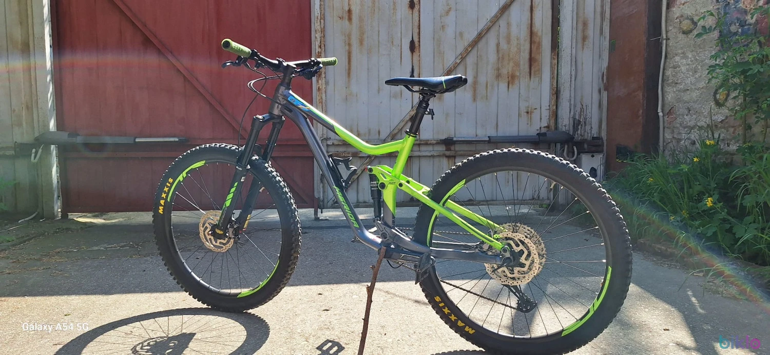 1. Bicicletă enduro Merida one -forty 400