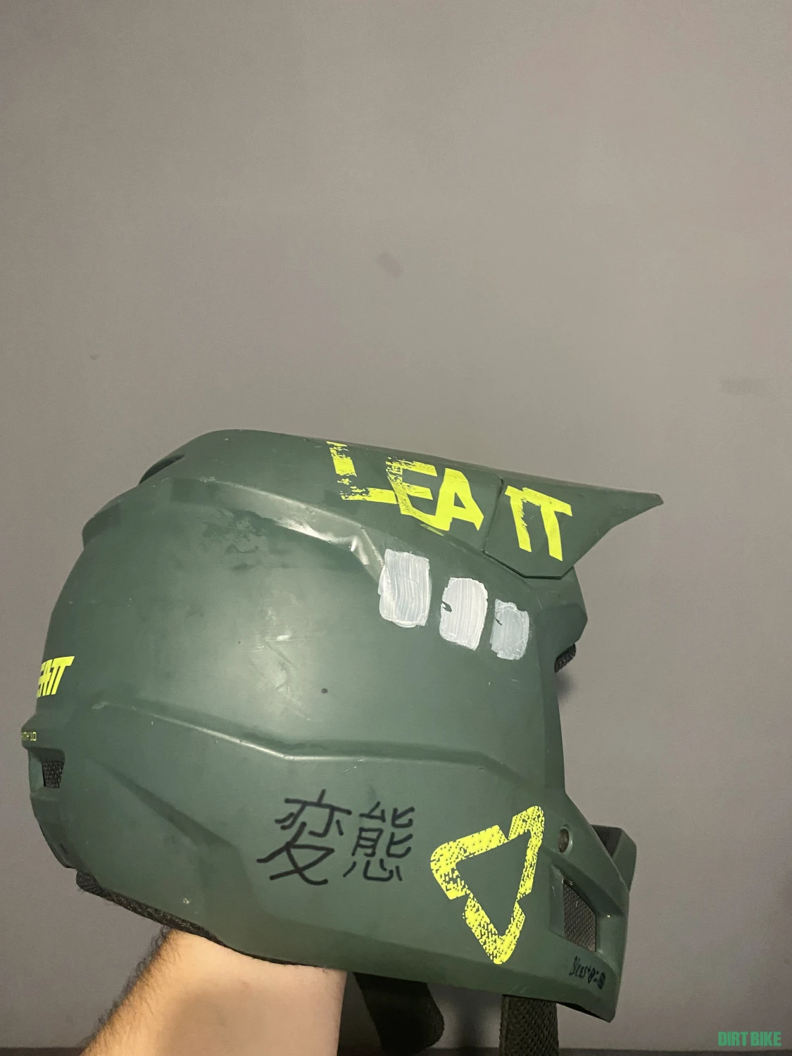 3. Casca Leatt dbx dh 1.0