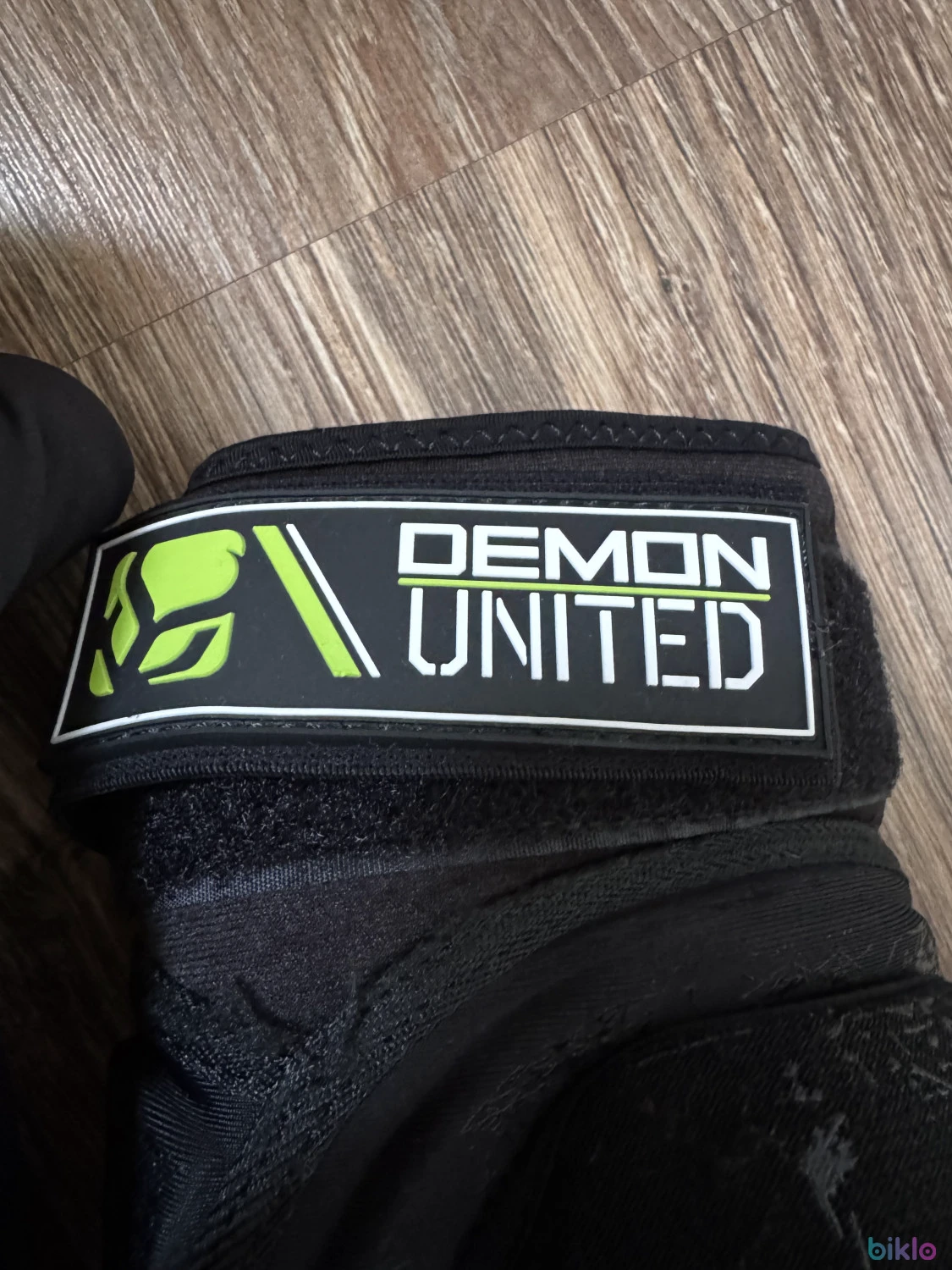 4. Genunchiere Demon United