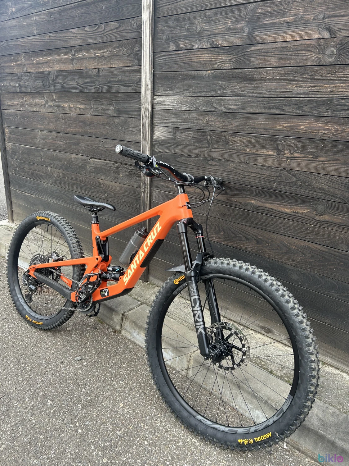 4. Santa cruz bronson