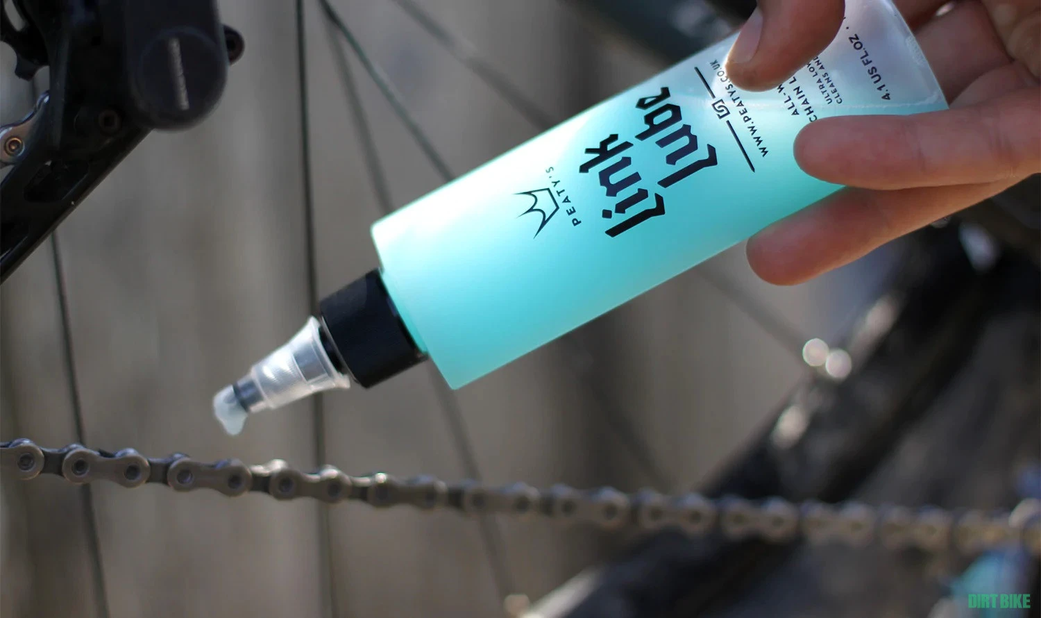 18. NOU! PEATY'S valve tubeless / perii / Holeshot / bidon Fidlock