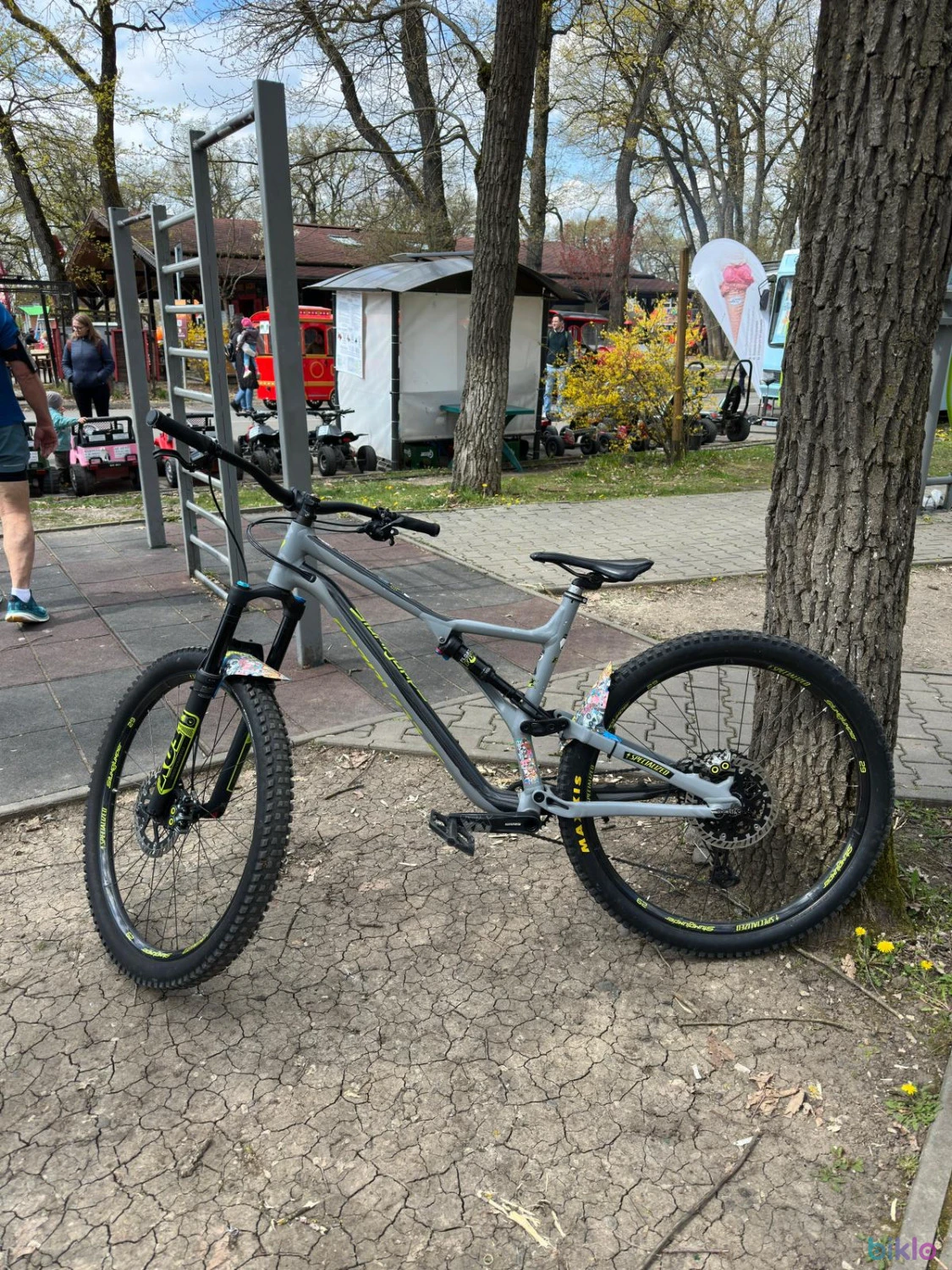 1. Specialized stumpjumper comp alloy 2020 custom