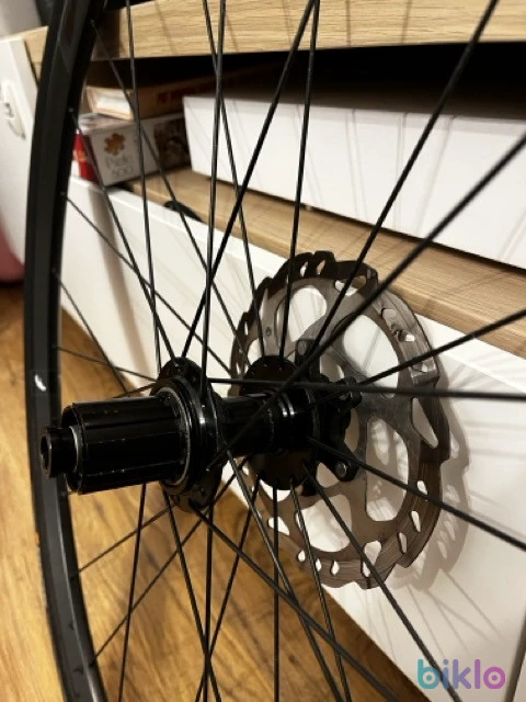 8. Roti Fulcrum Racing 900 DB