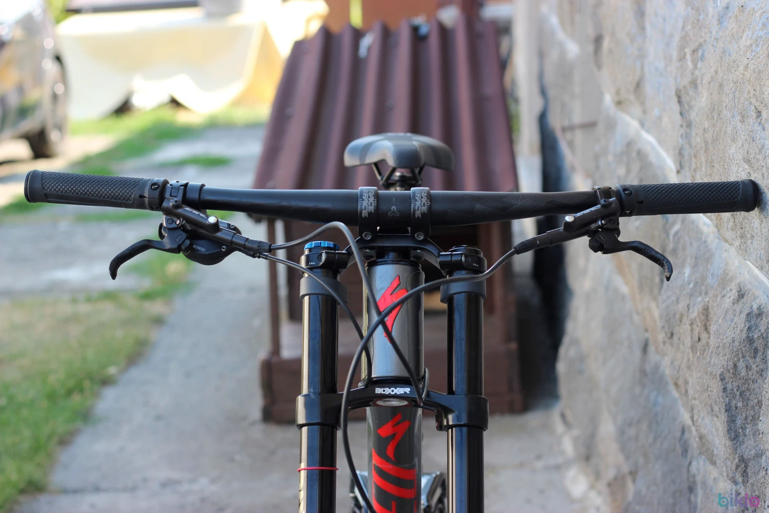 5. Specialized Demo 8 (2015) 27.5" - L -