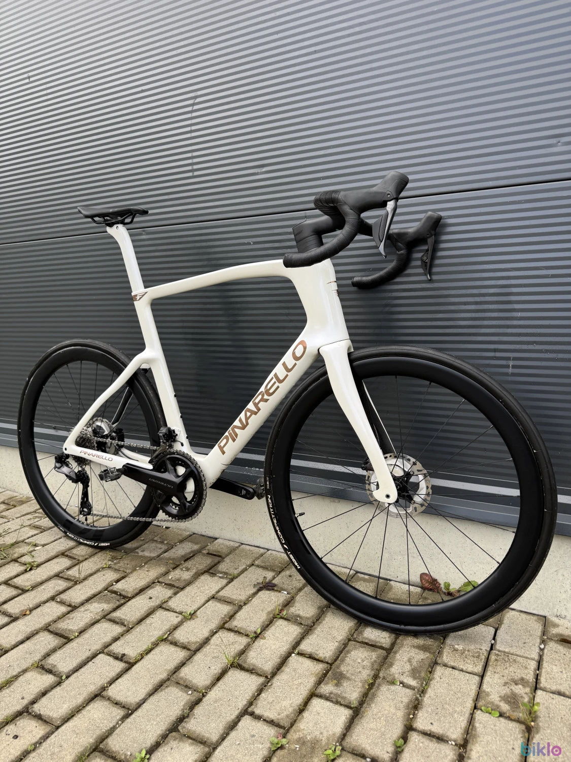 2. Pinarello F7 Most Ultra 45 - Shimano Ultegra Di2