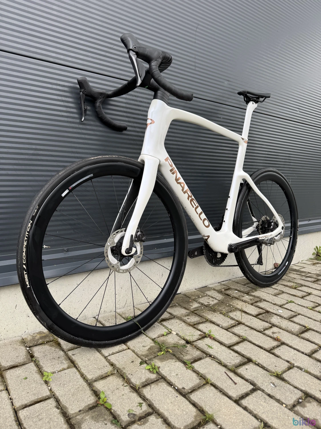 6. Pinarello F7 Most Ultra 45 - Shimano Ultegra Di2