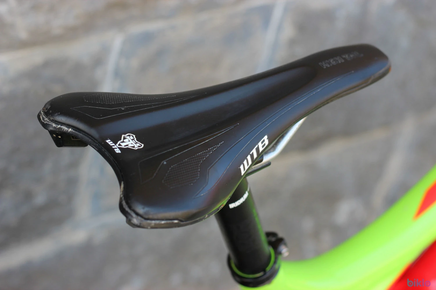 10. Specialized Demo 8 (2017) 27.5" - M -