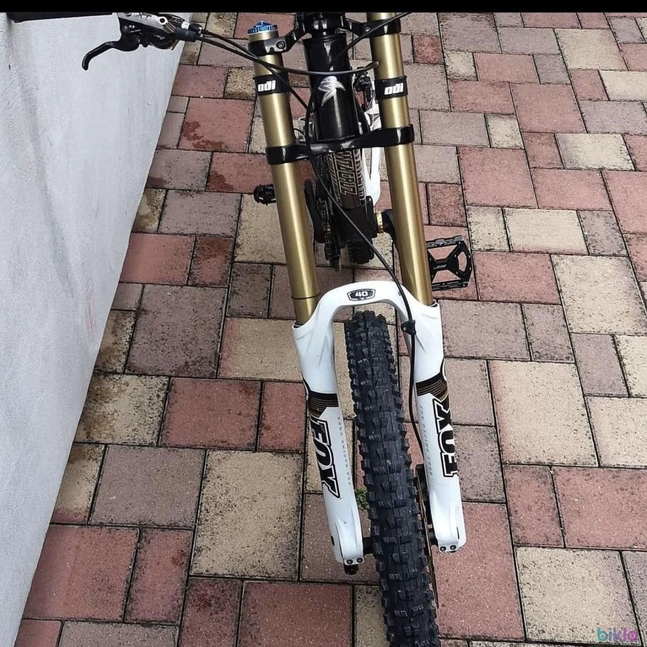 4. Santa Cruz V10 Carbon