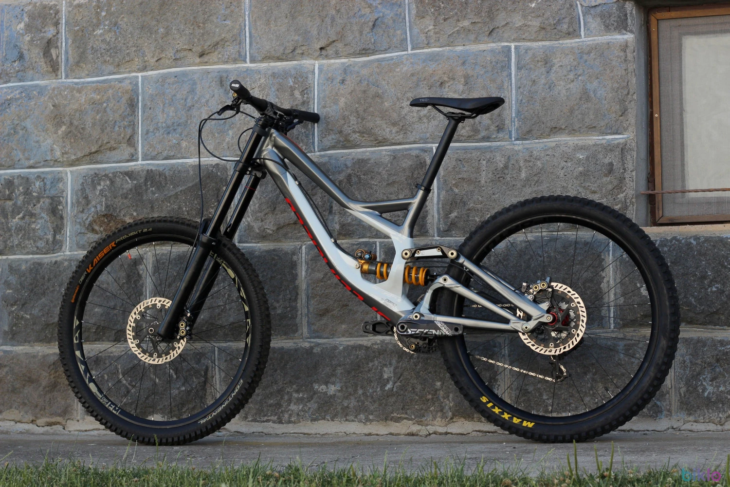 26. Specialized Demo 8 (2015) 27.5" - L -