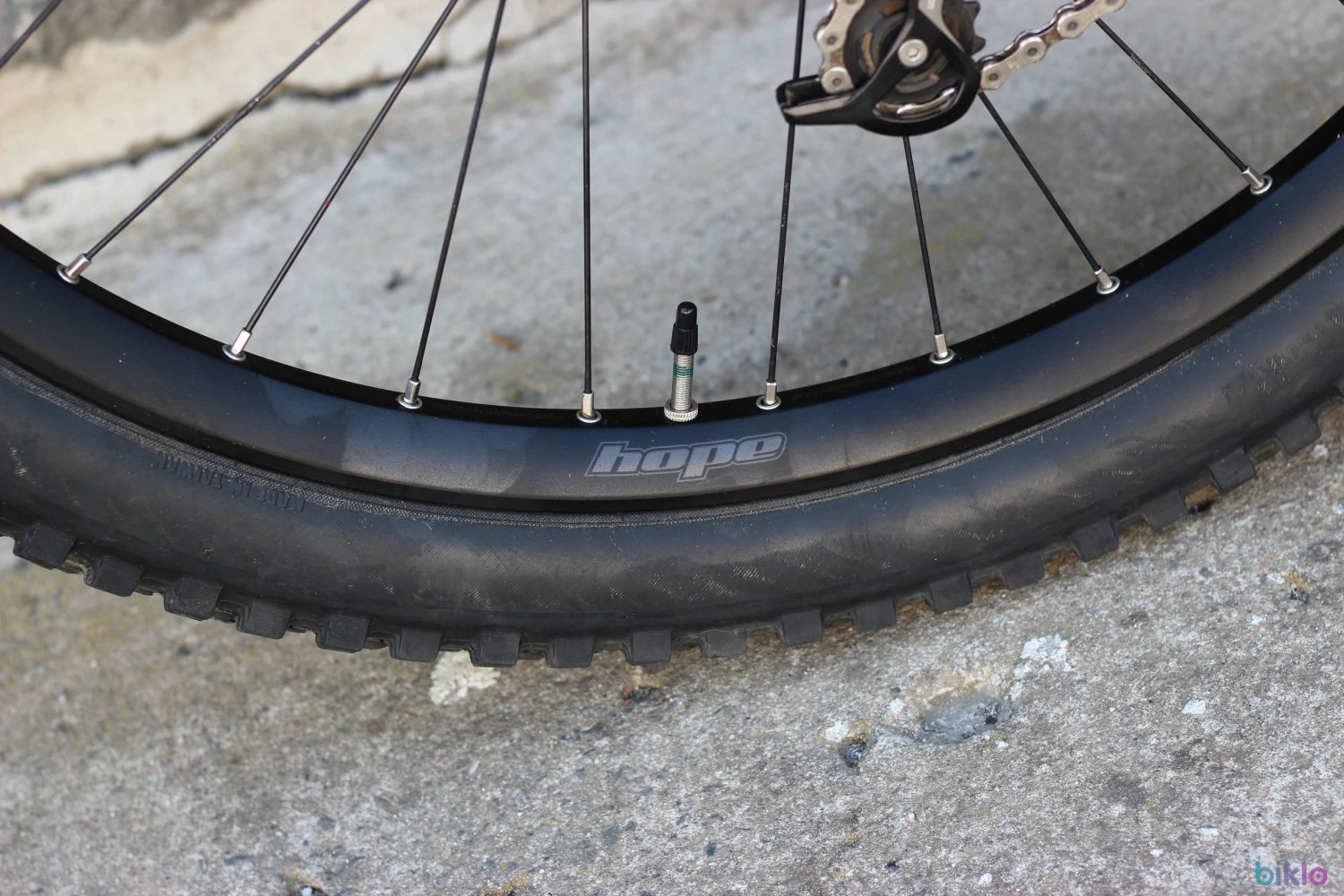 15. Specialized Demo 8 (2015) 27.5" - L -