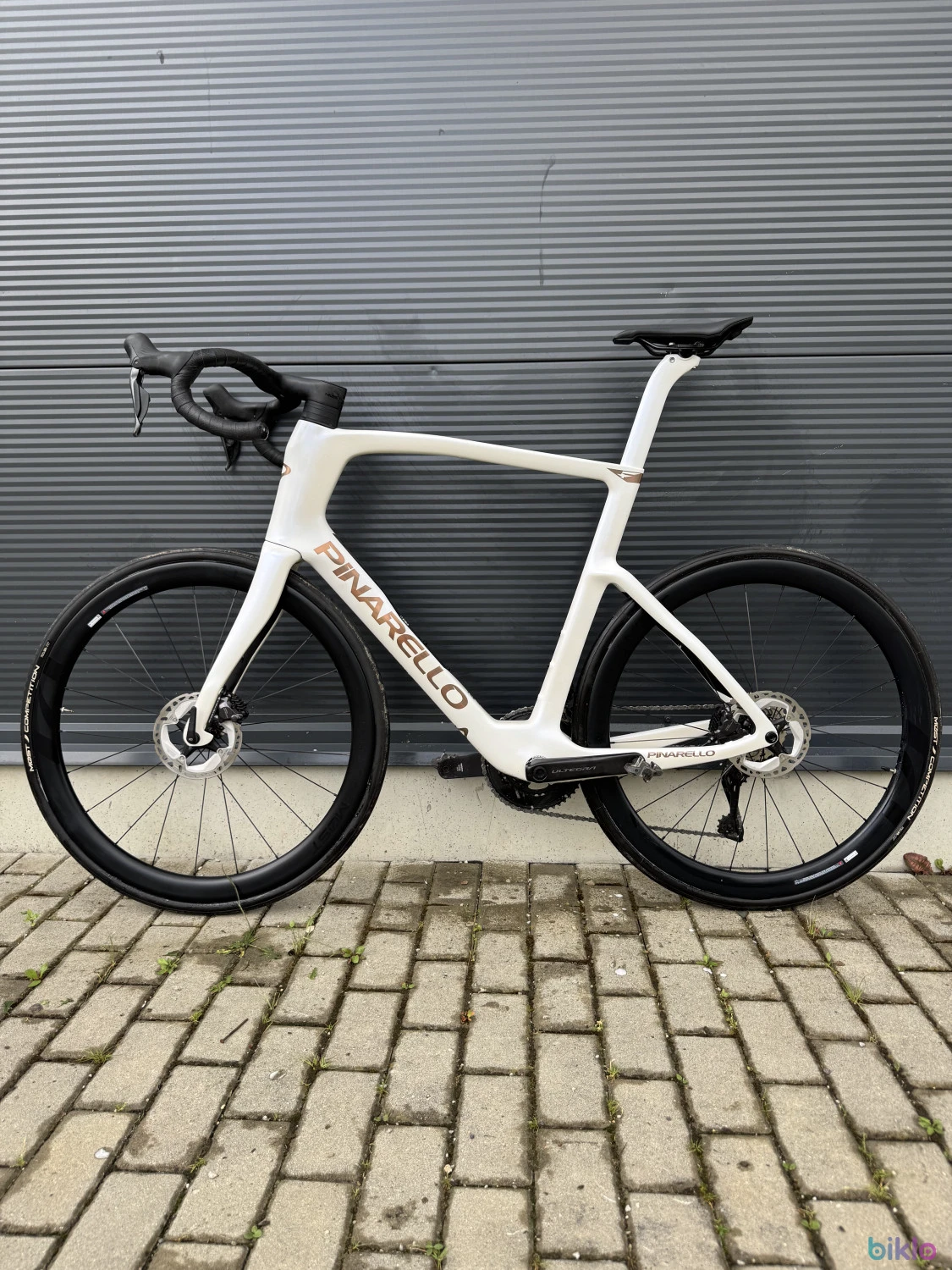 7. Pinarello F7 Most Ultra 45 - Shimano Ultegra Di2