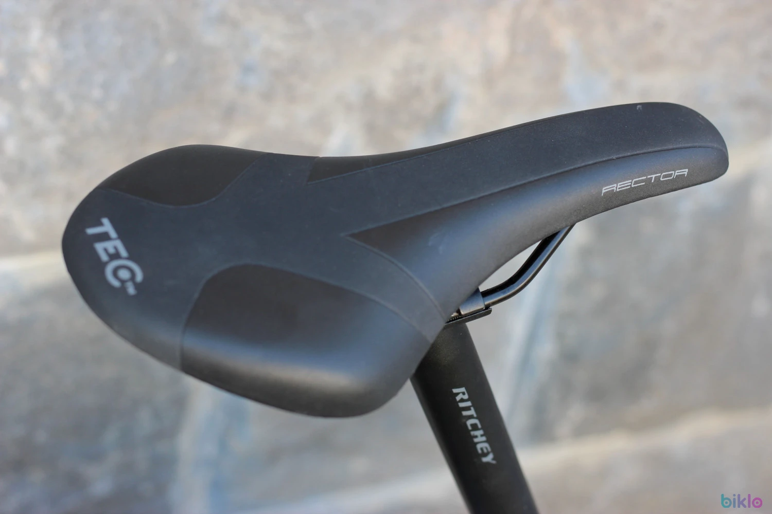 10. Specialized Demo 8 (2015) 27.5" - L -