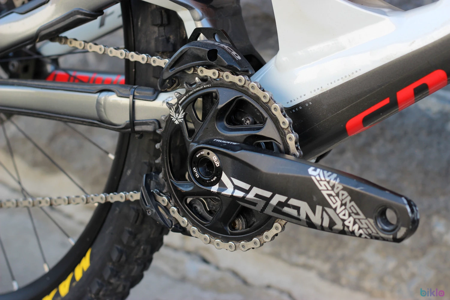 11. Specialized Demo 8 (2015) 27.5" - L -