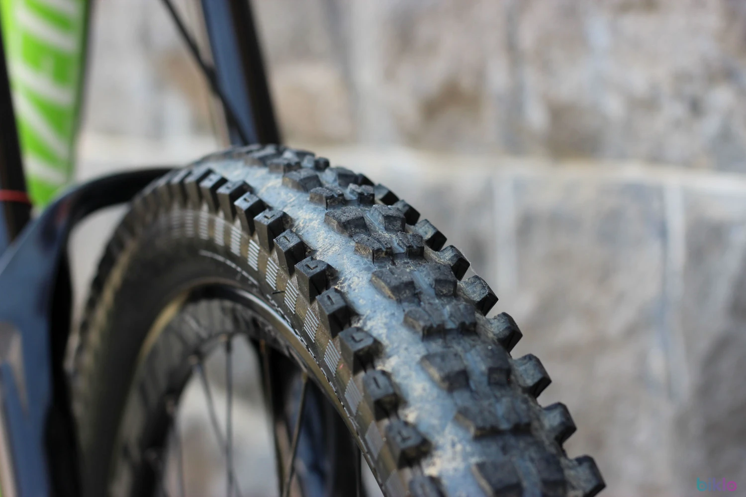 21. Specialized Demo 8 (2017) 27.5" - M -