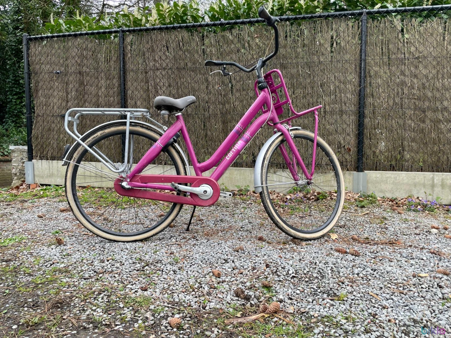 1. Cortina City Bike – Stylish, Reliable & Comfortable