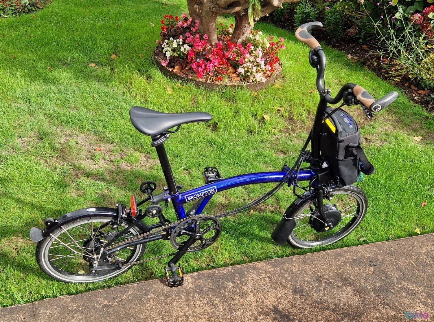 1. Brompton C-Line electric bolt blue 2020 build