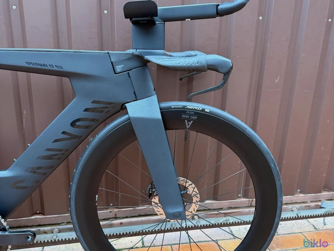4. Canyon Speedmax CF SLX 7 di2