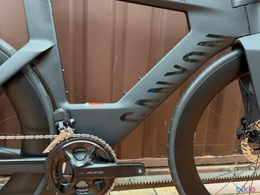 3. Canyon Speedmax CF SLX 7 di2