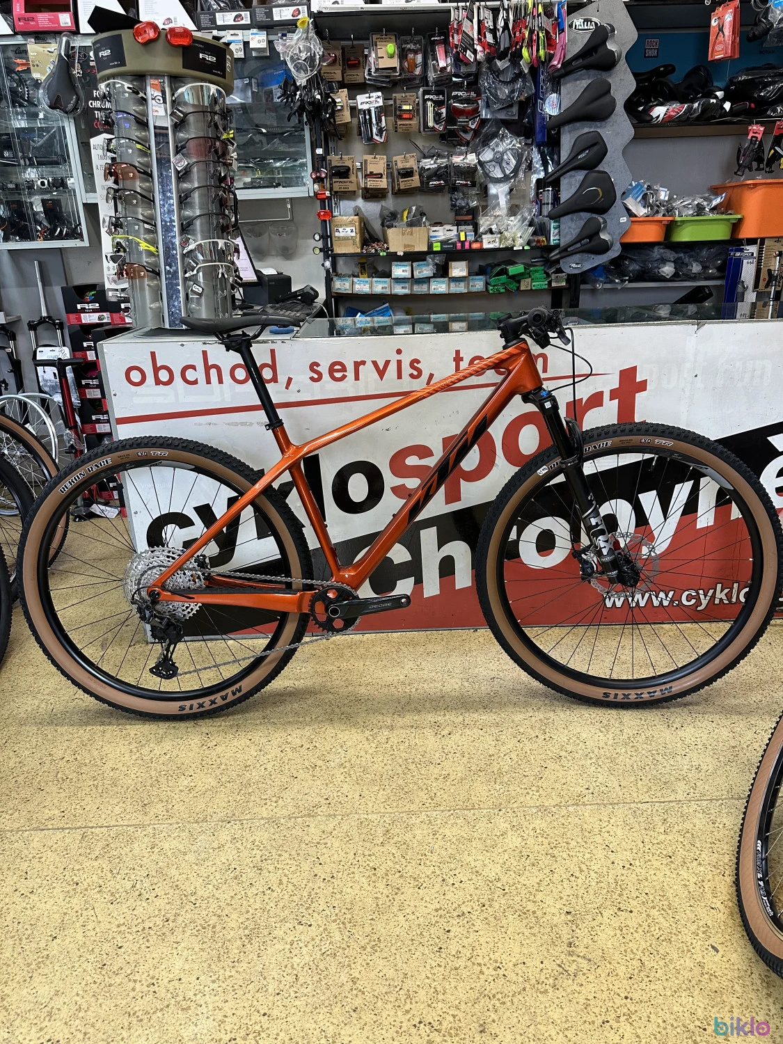 1. KTM Myroon Elite vel.48cm / L