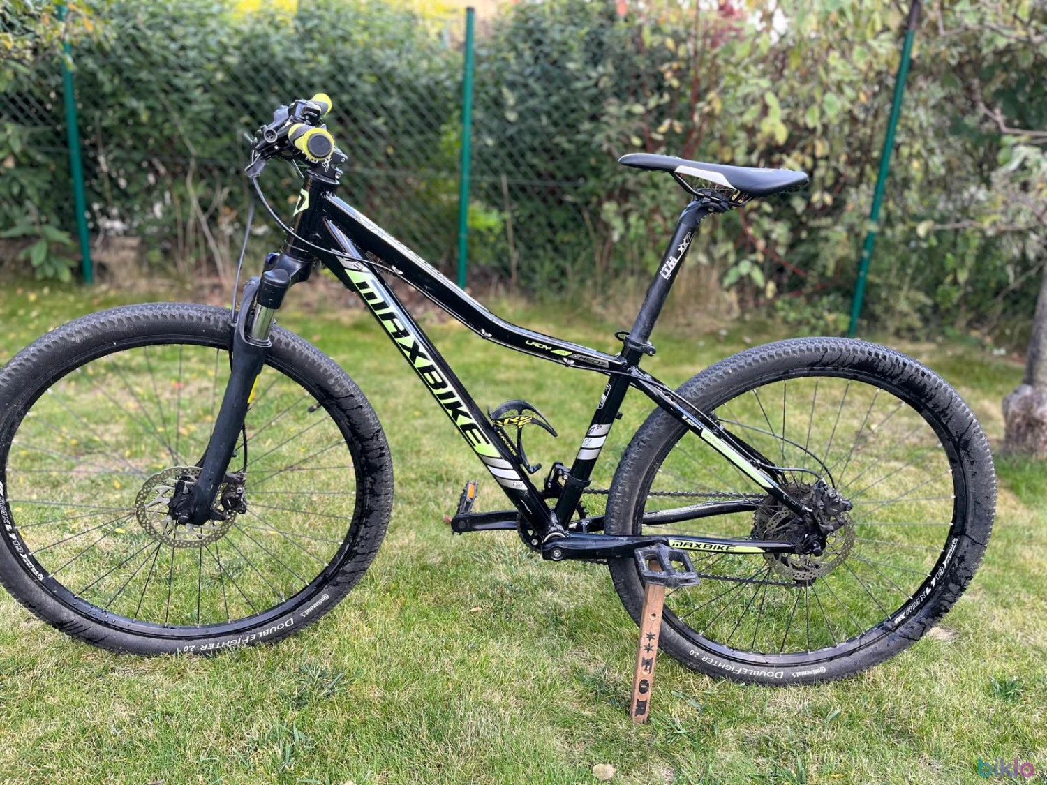 1. Maxbike lady