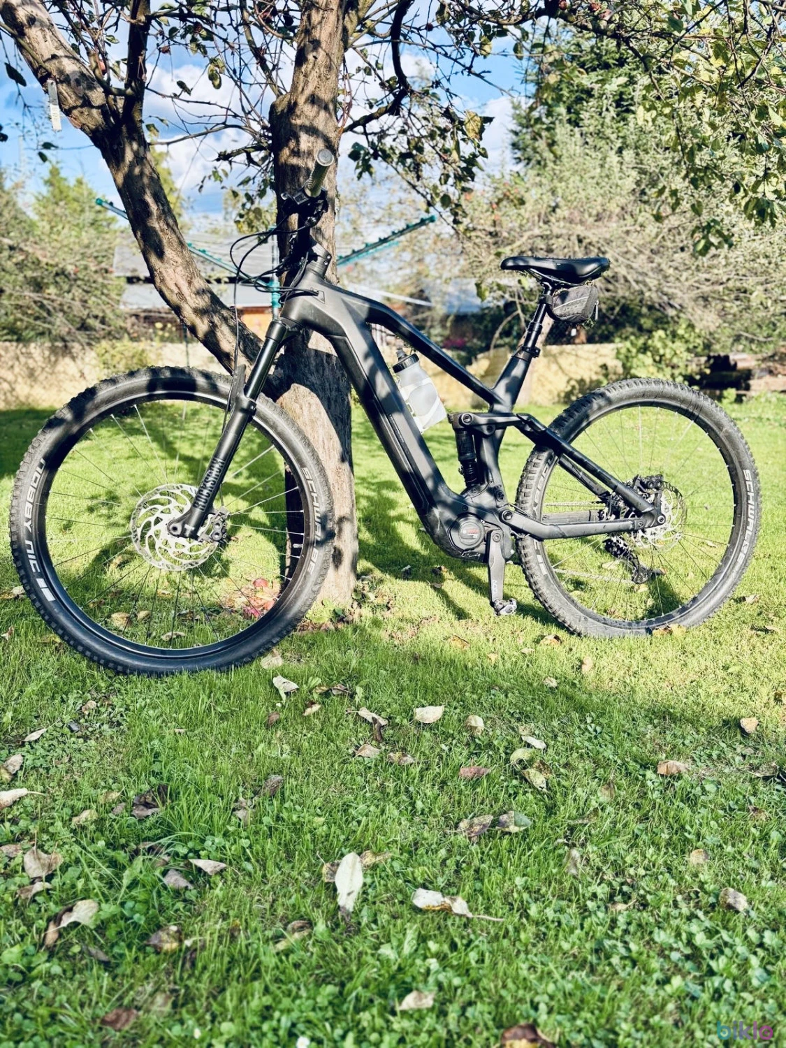 1. Elektrokolo Cube Stereo Hybrid 140 HPC Pro 625 carbon´n´metal 2022