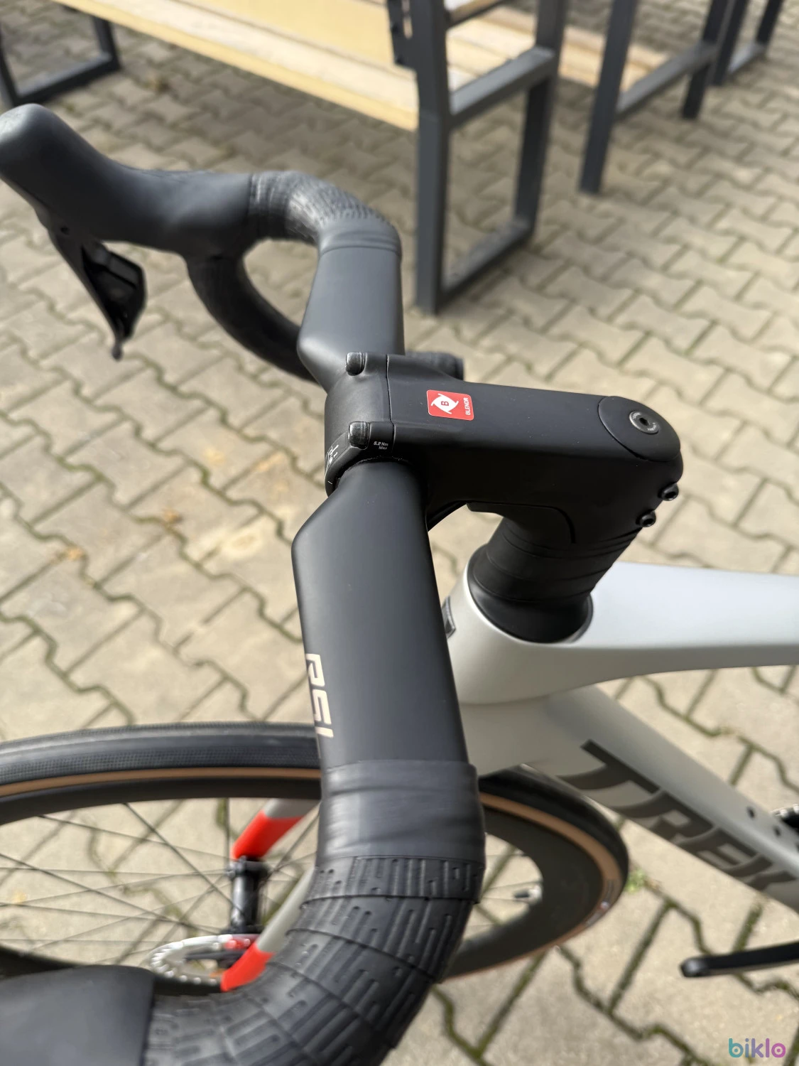 3. Trek Madone SL 7 Gen 8 Velikosti M,M/L,L