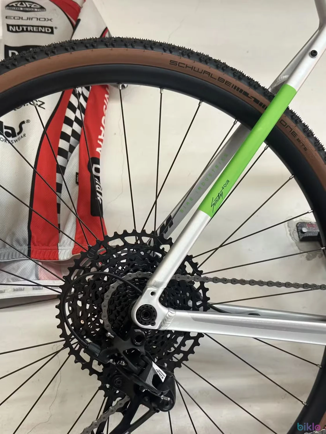 4. KTM X-Strada 15 PRO ve vel.XL
