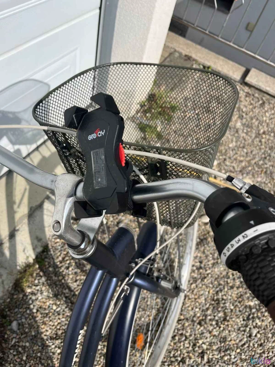 3. City Bike Elops, dunkelblau 28″, frisch gewartet+Handyhalter gratis
