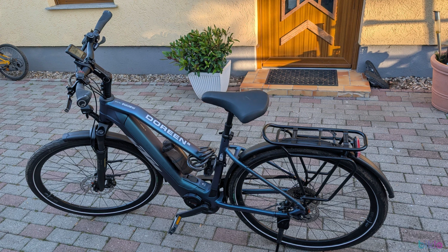 1. KTM Macina Tour CX 510