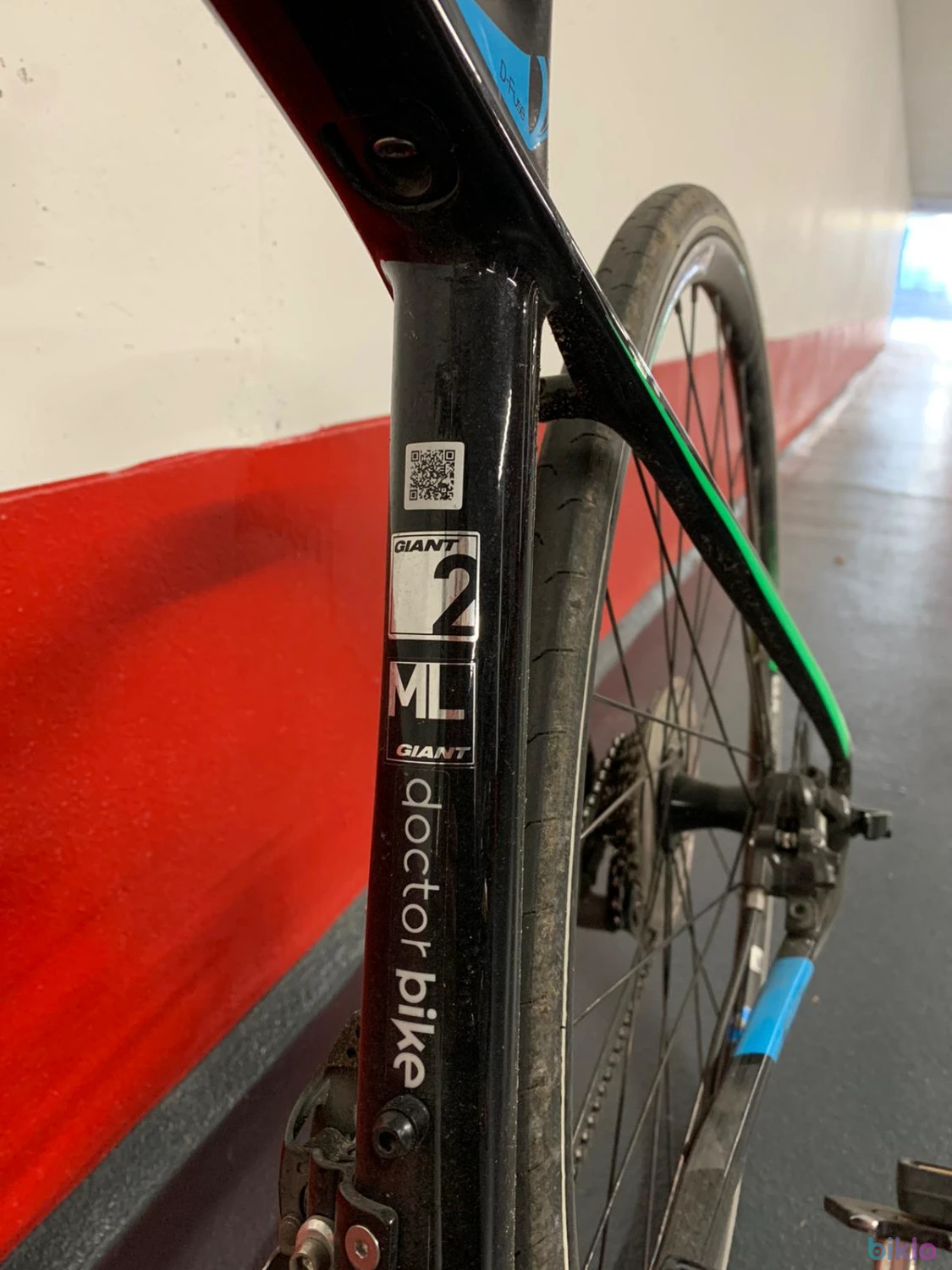 4. GIANT FastRoad ML 2 Black