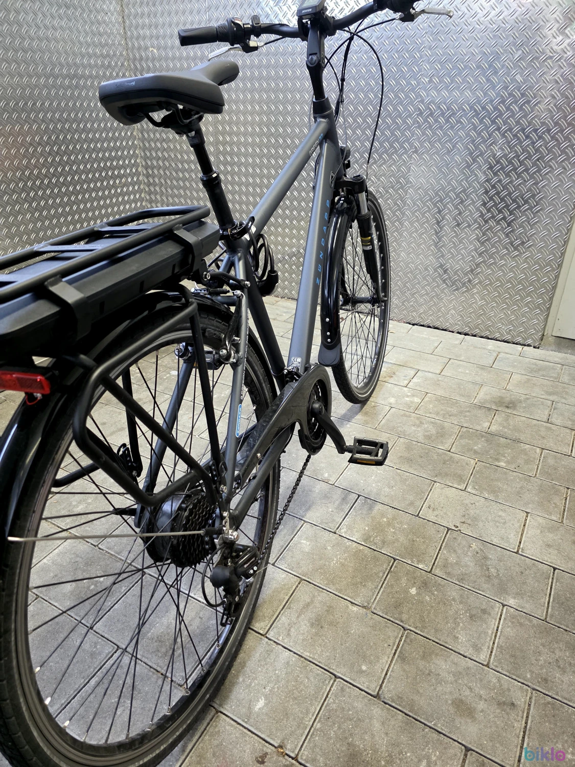 2. E-Bike Trekking Green 7.7 700c, 28 Zoll
