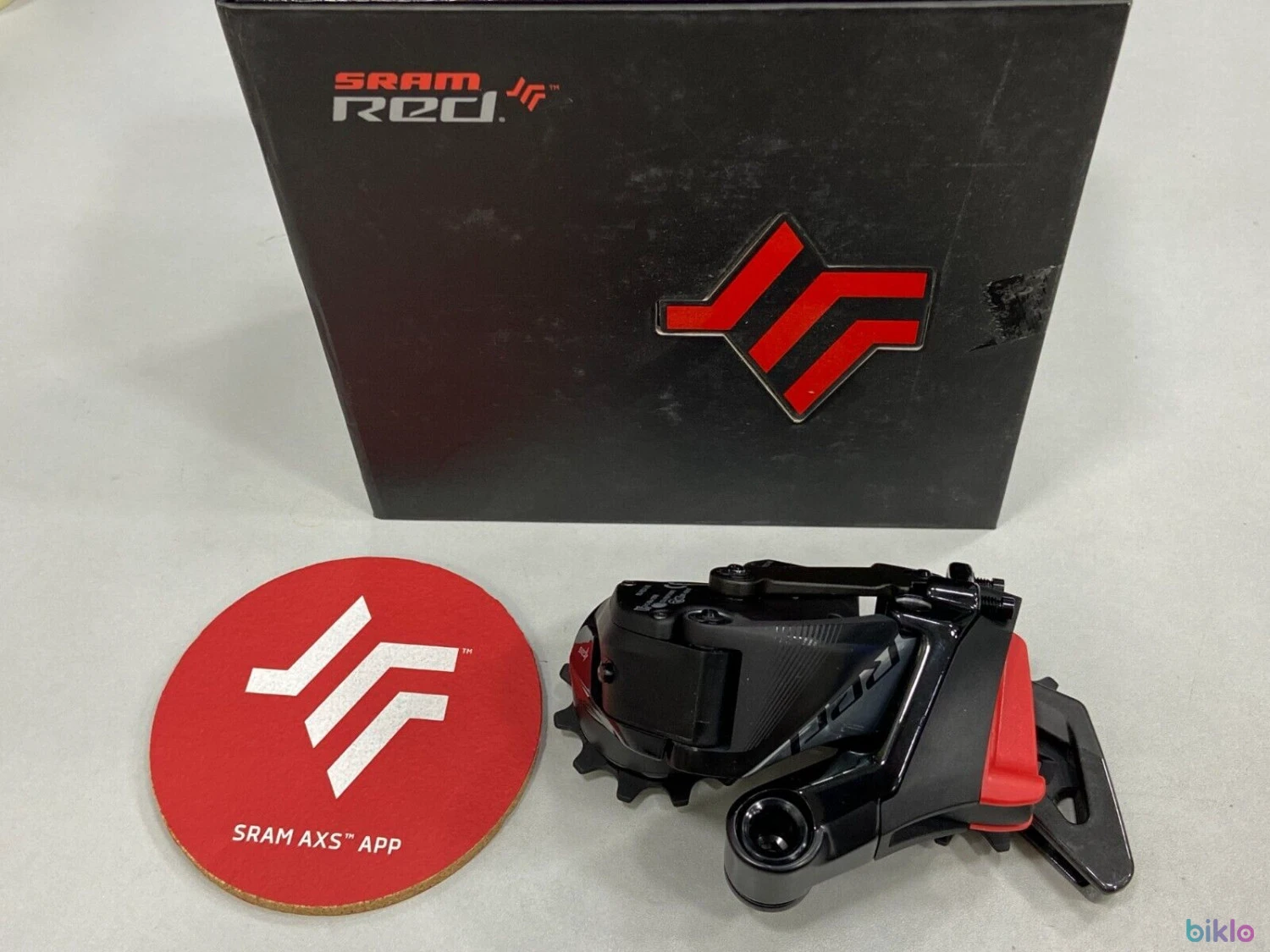 1. Dérailleur arrière Sram Red eTap AXS 12 vitesses max 36T