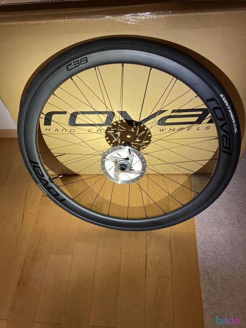 2. Paire de roues roval rapide C38 disque