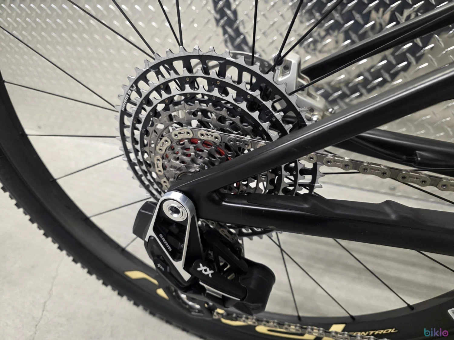 12. Specialized S-Works Epic 8 Medium Flight Attendant