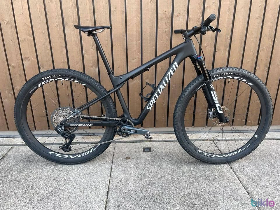 1. Specialized Epic World Cup Expert – 2024 – Size M