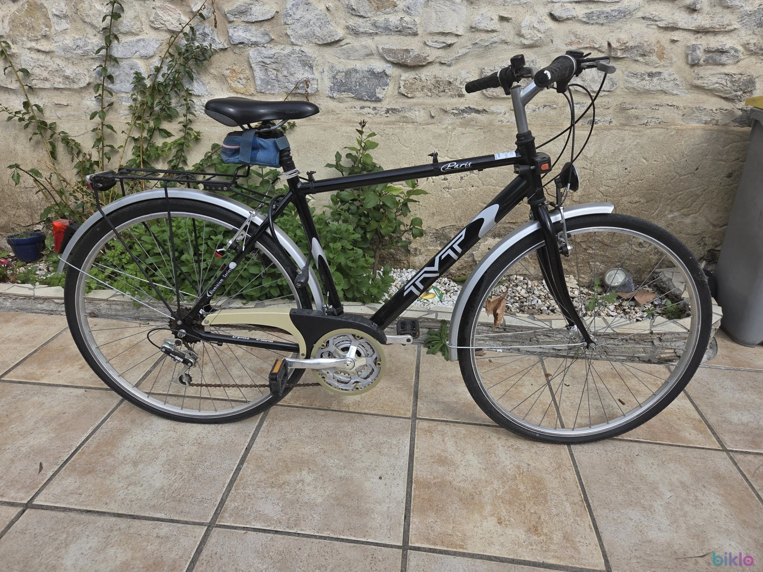 1. Vélo vintage tvt