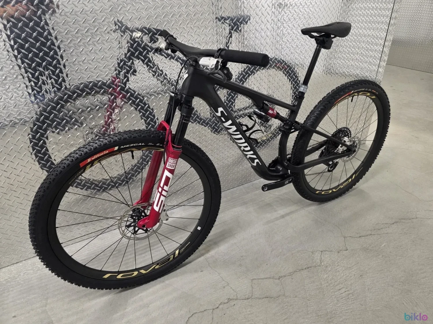 9. Specialized S-Works Epic 8 Medium Flight Attendant