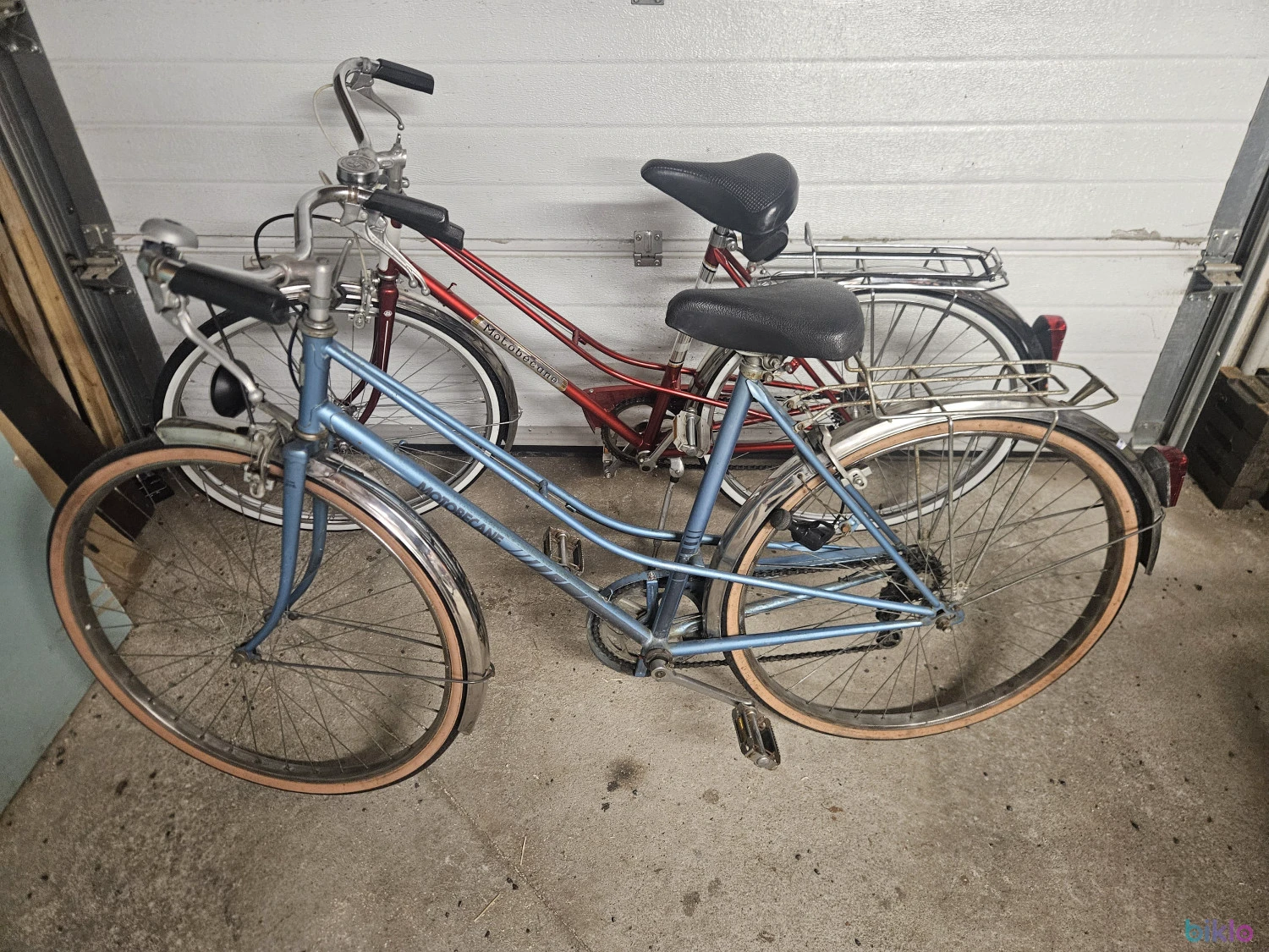 10. Velo femme MOTOBECANE vintage