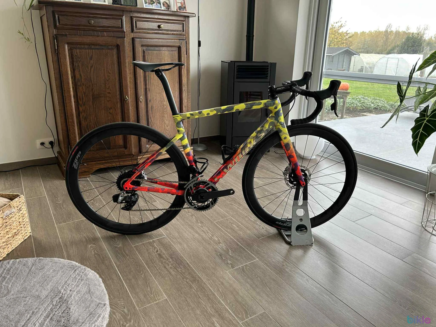 1. Specialized s-works SL6 taille 54 sram red 2X12