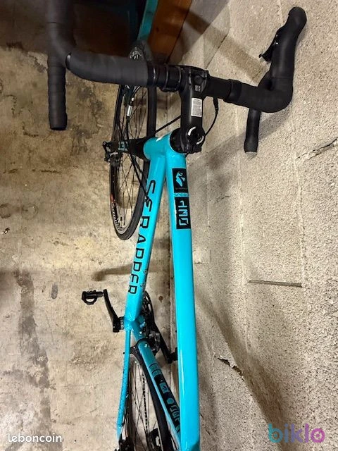2. Vélo de route Scrapper Taille L