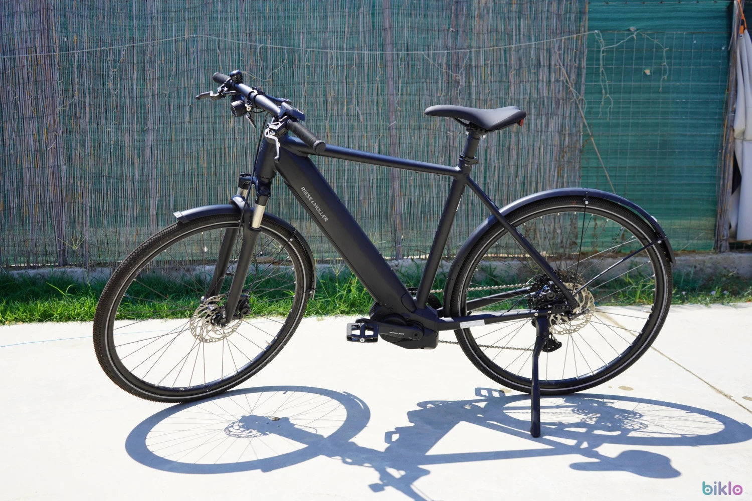 1. Riese & Müller Roadster Touring 56 cm – Bosch CX – 625 Wh
