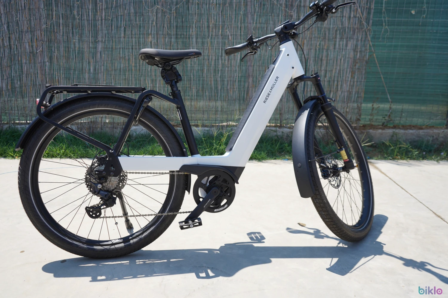 1. Riese & Müller Nevo GT Touring 47 cm – Bosch Kiox – Pure White