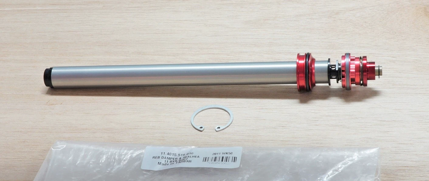 3. Rebound Damper And Seal Head Kit 2011-2012 Boxxer R2C2/World Cup