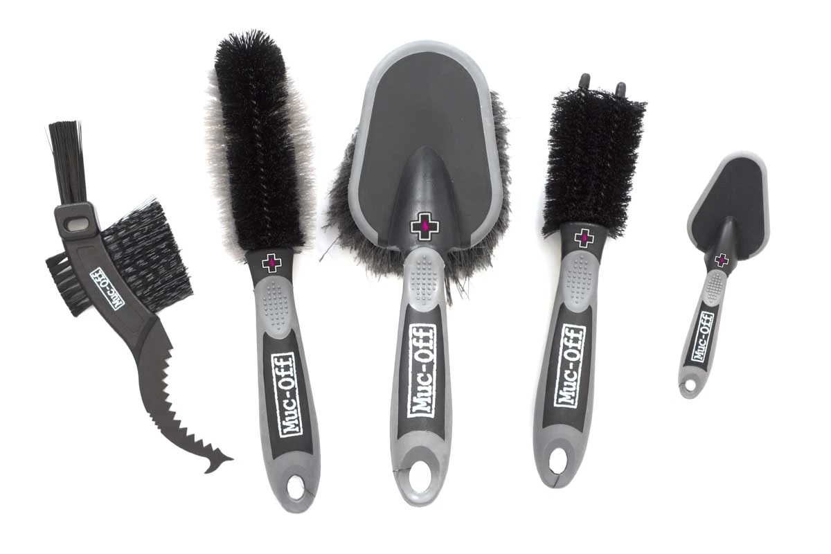 1. Set Muc-Off 5 perii