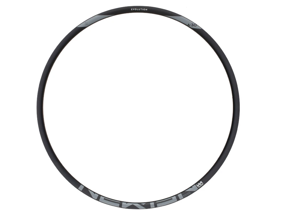 1. JANTA NEWMEN EVOLUTION SL A.30 BLACK/GREY 29INCH 32H